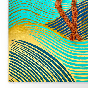 Moss decorations round "Flamingo", wall art made of colored moss with a gold-tone background